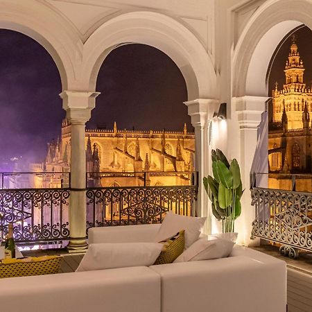 Isg Apartments The Most Exclusive Apartment In Sevillaparking Buitenkant foto