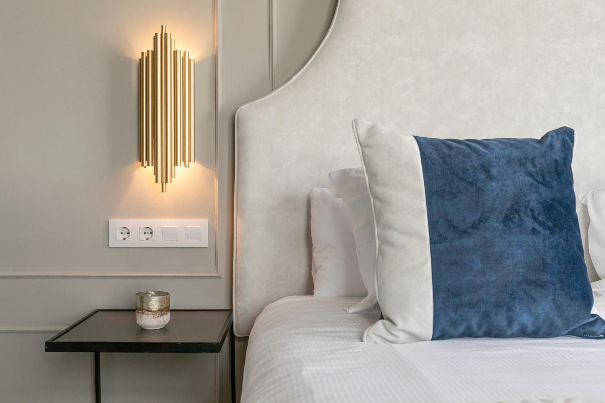 Isg Apartments The Most Exclusive Apartment In Sevillaparking Buitenkant foto