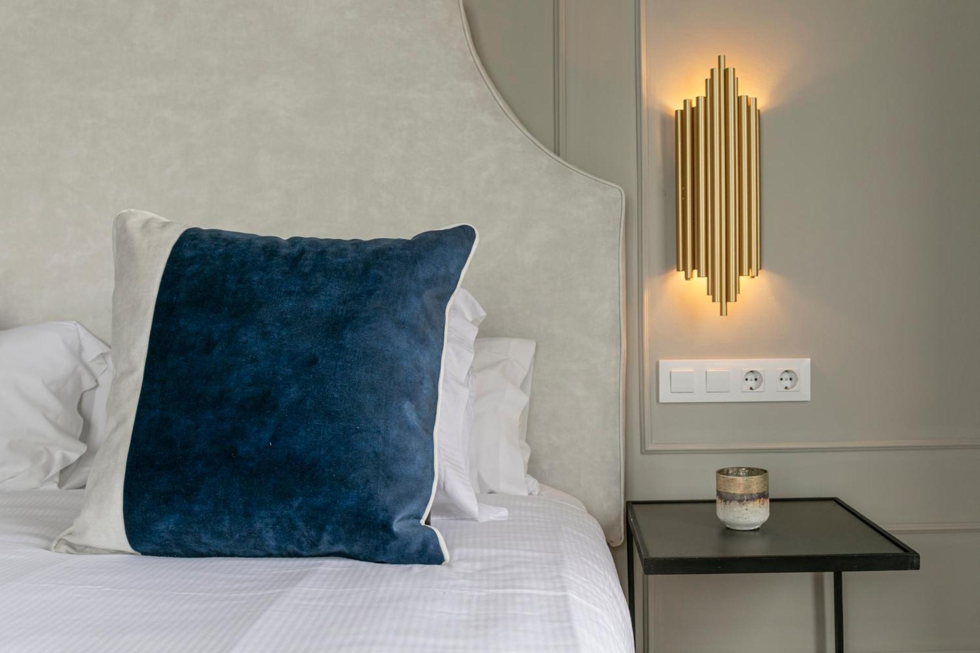 Isg Apartments The Most Exclusive Apartment In Sevillaparking Buitenkant foto