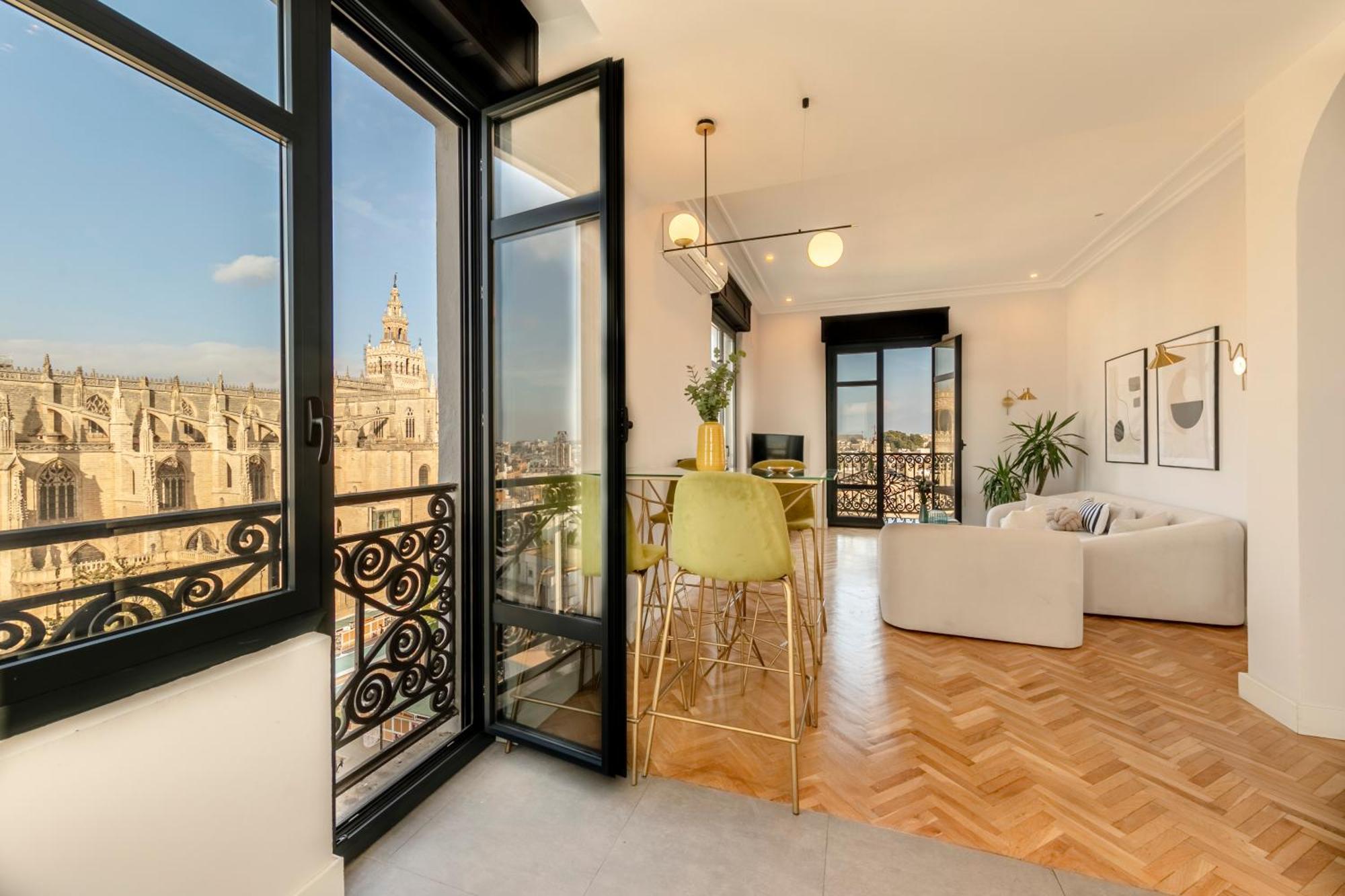 Isg Apartments The Most Exclusive Apartment In Sevillaparking Buitenkant foto